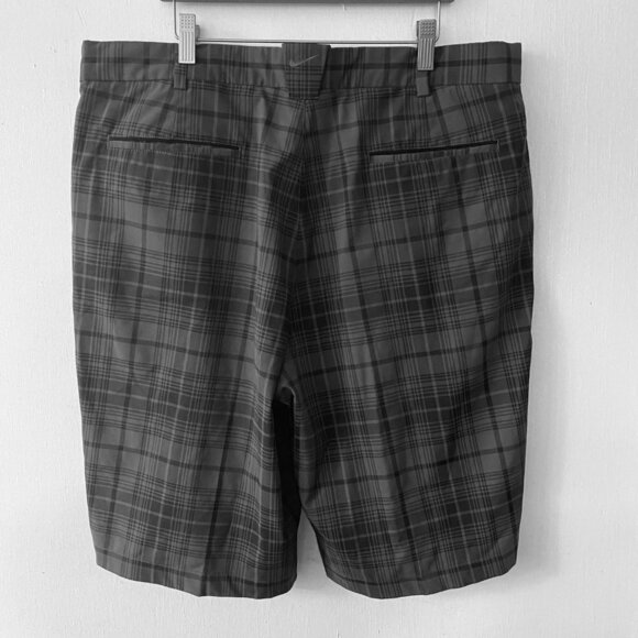 Nike Golf Shorts Men's Size 36 Gray Plaid Flat Front Activewear - Picture 4 of 4